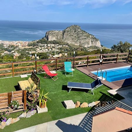 B&B Roomantic & Piscina Idromassaggio 체팔루 외부 사진