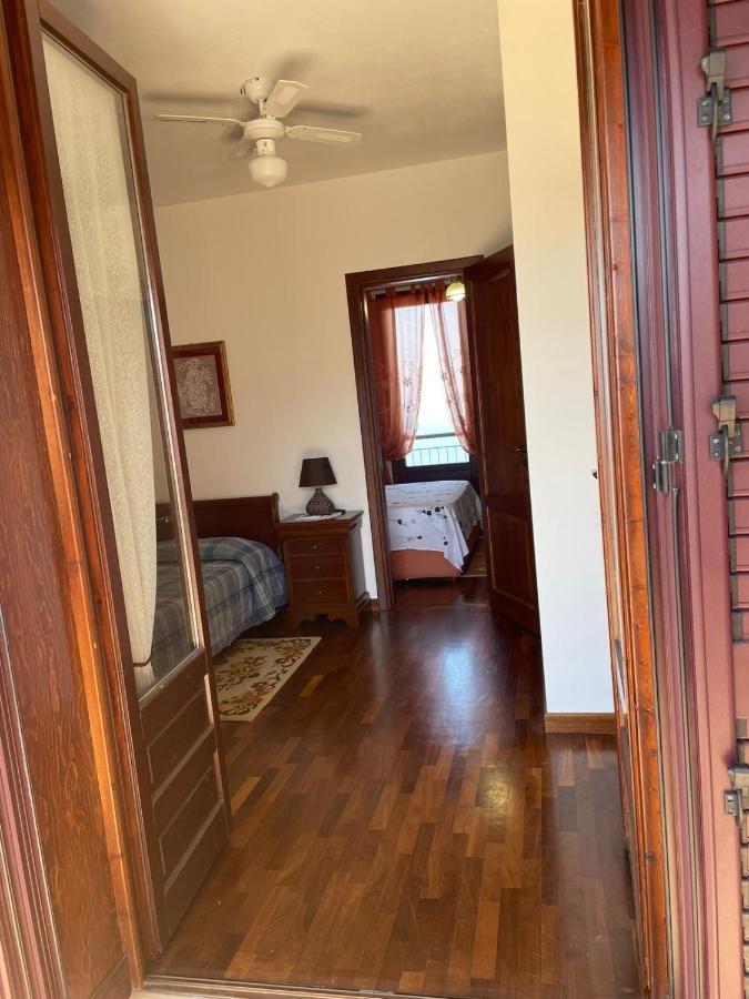 B&B Roomantic & Piscina Idromassaggio 체팔루 외부 사진